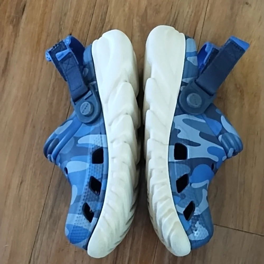 CROCS Kids Blue Camouflage Clogs with White Soles